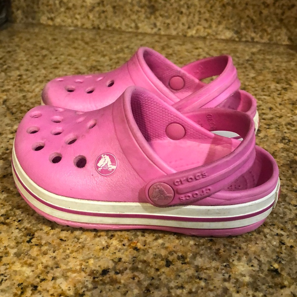 Pink crocs size 6